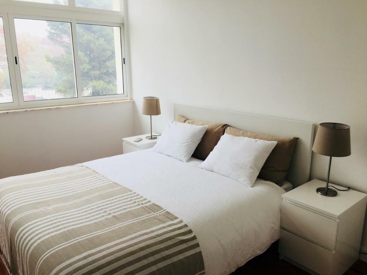 Apartment Near The Airport Lissabon Buitenkant foto